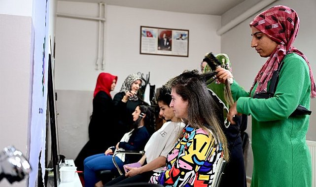 Malatya'da meslek edindirme kursları devam ediyor