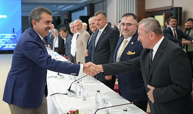 Bakan Tekin, eğitim sendikalarıyla buluştu