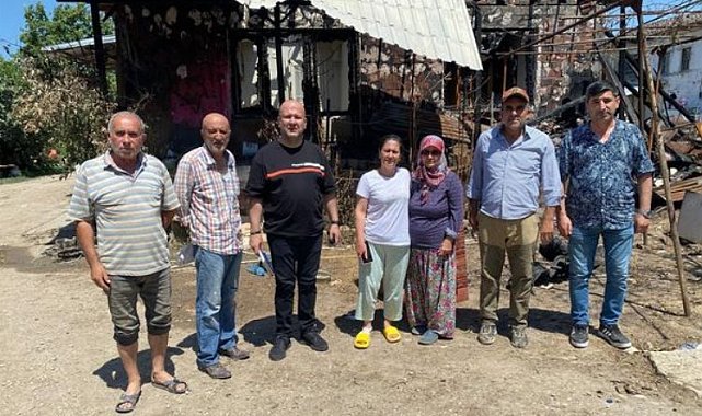 Bursa Yenişehir'de evi yanan aileye CHP'li üyelerden 'geçmiş olsun' ziyareti
