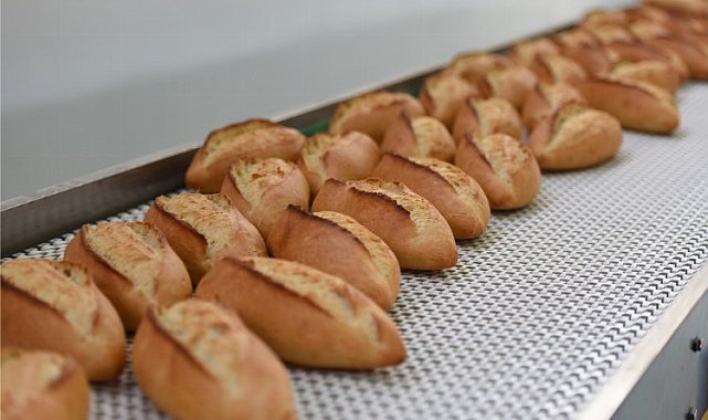 Fırıntaş'ta 300 gram somun ekmek 10 TL