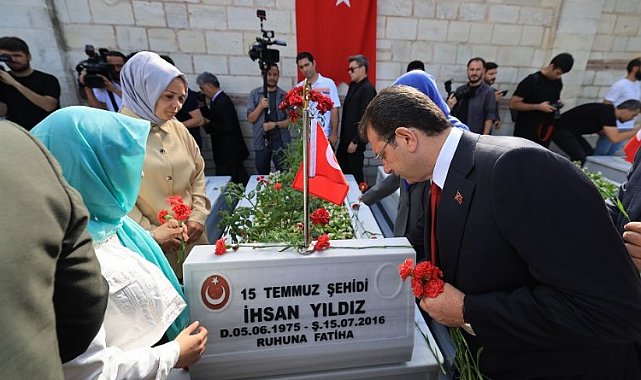 15 Temmuz şehitlerine İstanbul Büyükşehir'de özel anma
