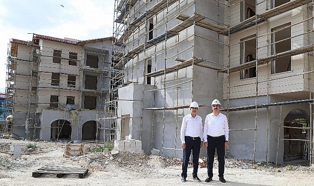 Başkan Altay'tan Kadınhanı'na yakın mercek