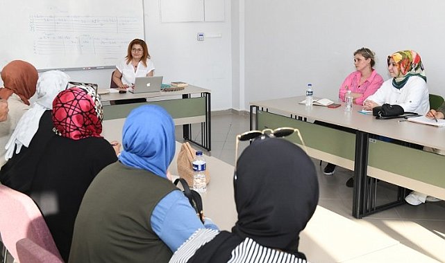 Bursa Osmangazi'de kadınlara özel diksiyon atölyesi