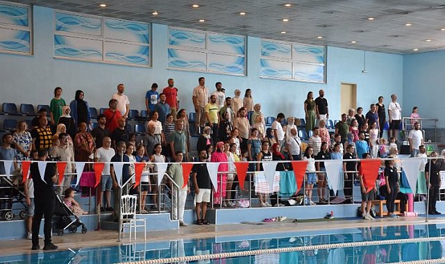 Gemlik'te minikler birincilik için yarıştı