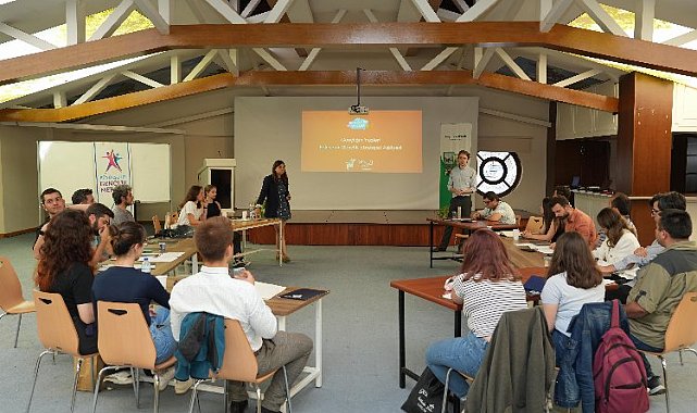 Gençler fikirlerini strateji için paylaştı