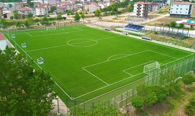 İnegöl'de Yeniceköy Futbol Sahası yenilendi