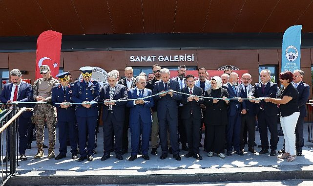 Kayseri'de 'Milletin Zaferi KAYMEK Gurur Sanat Sergisi' açıldı