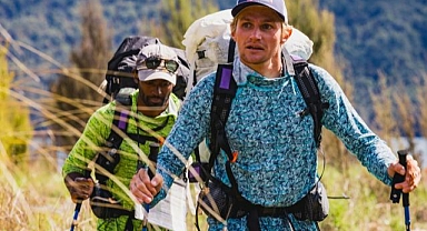 Survivor Yarışmacısı, Nesli Tükenmekte Olan Kuşu Öldürüp Yedi!