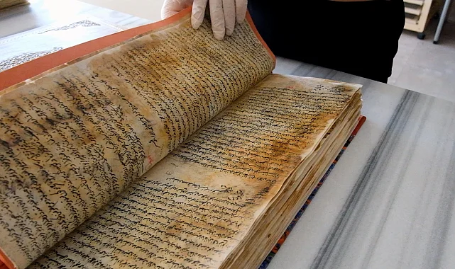 Tapu Kadastro'da 122 bin yaprak belge restore edildi