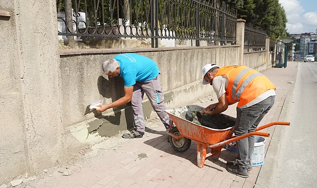 Akse Mezarlığı'nda temizlik ve bakım çalışması