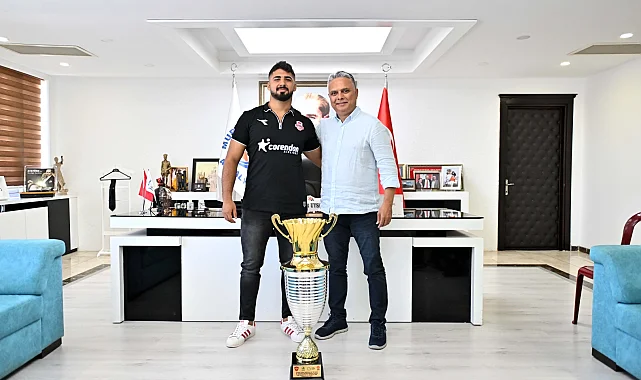 Başpehlivan Enes Doğan'a coşkulu karşılama