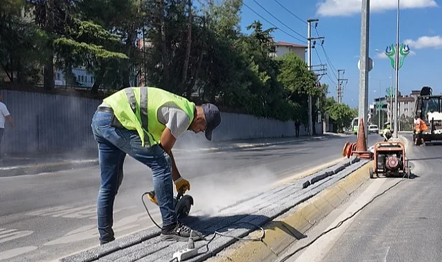 Çayırova'da parklar revize ediliyor