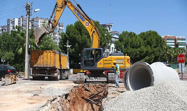 Konyaaltı'nda altyapı çalışmaları hızlandı