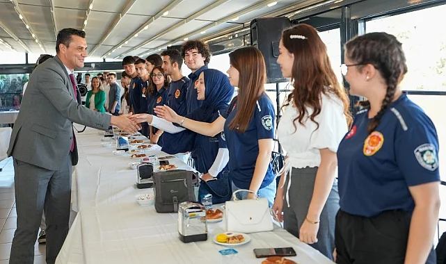 Manisa Büyükşehir'de stajyerler sertifikalandı