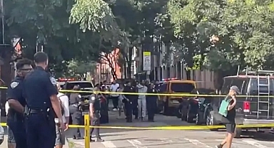 New York'ta Silahlı Soygun; İki Polis Memuru Vuruldu!