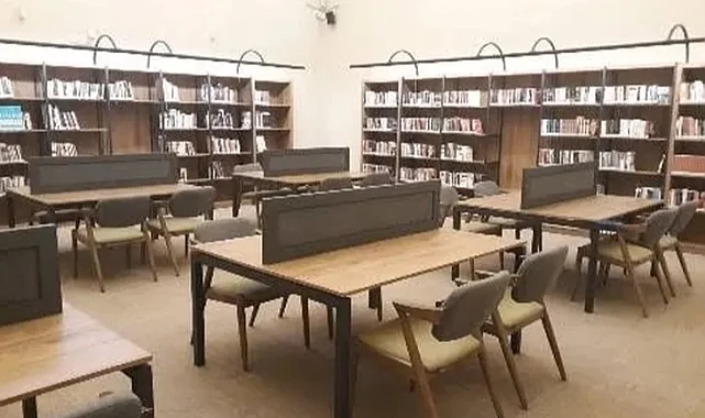 Bursa Mudanya'daki kütüphane kitapseverlerin ilgi odağı oldu