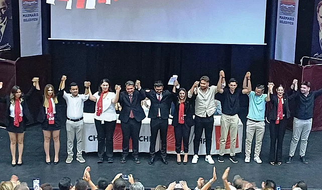 CHP Marmaris'te "hukukçu başkan" gelenek oldu