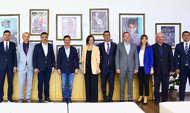 Kıyı Ege Belediyeler Birliği Karabağlar'da toplandı