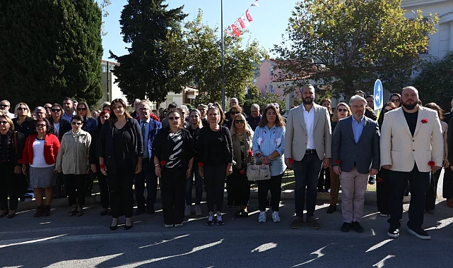 Ahmet Taner Kışlalı Güzelbahçe'de anıldı
