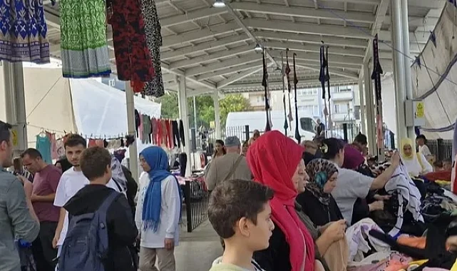 Bursalılar Gökdere Sosyete Pazarı'na akın ediyor