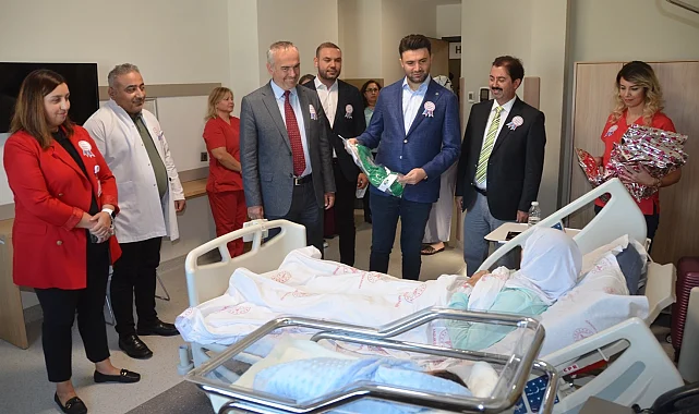 Bursaspor Başkanı Enes Çelik'ten "Anne Sütü"ne destek