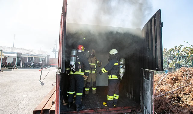 Büyükşehir'den fabrika itfaiyecilerine özel eğitim