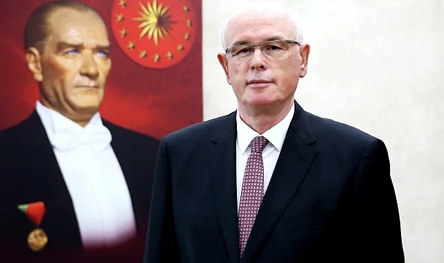 Cumhuriyetin ışığında sanatla parlıyoruz!