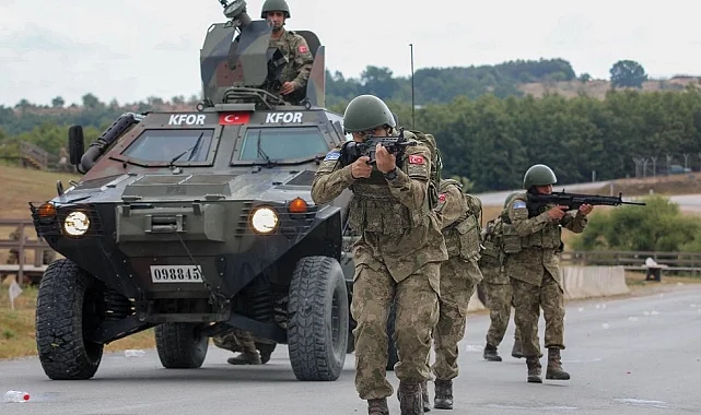 KFOR Komutası İtalya'ya devrediliyor