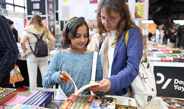 Kitap tutkunu Melis'ten örnek davranış