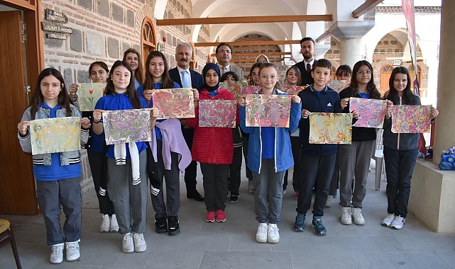 Manisa'da değerler eğitimi ile geleneksel el sanatlarına yolculuk