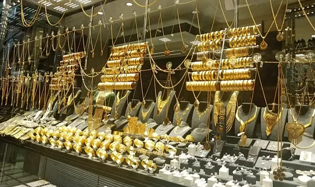 Yatırımcılar dikkat! Altın sene sonu 3500 TL'Yİ görebilir!