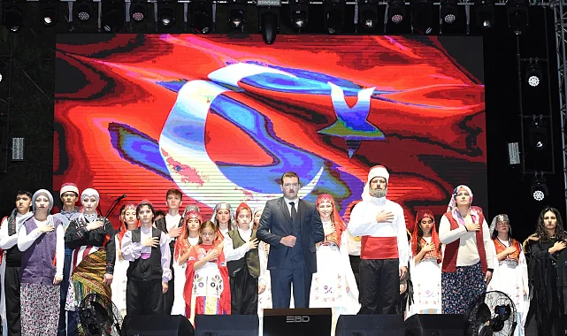 Yıldırım'da Cumhuriyet Bayramı coşkusu