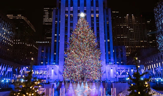 Rockefeller Center’ın 2024 Noel Ağacı 65 yıl sonra Massachusetts’ten geldi