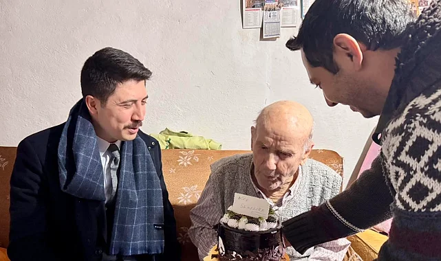 96 Yaşındaki Ali Amca'ya anlamlı doğum günü sürprizi