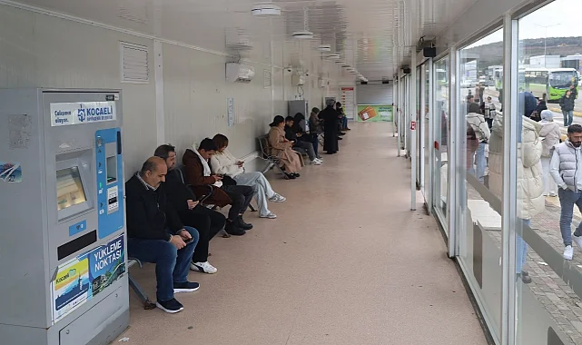 Akıllı duraklar Kocaeli'ni ısıtıyor