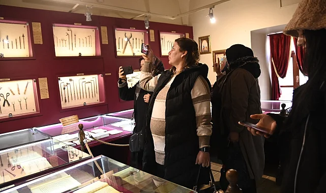Alaşehir'den 86 kişilik kadın kafilesi Manisa'yı gezdi