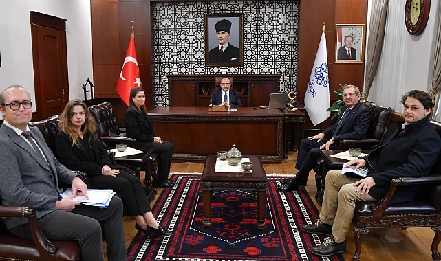 Ayvalık Alan Başkanlığı'ndan Balıkesir Valiliği'ne ziyaret