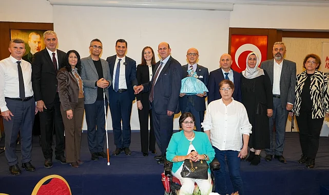 Başkan Zeyrek engelli yurttaşlar ve aileleri ile bir araya geldi