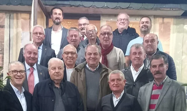 CHP'li eski belediye başkanları Keşan'da bir araya geldi