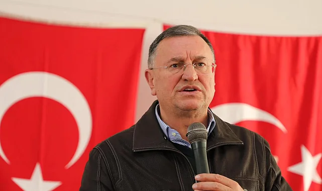 Hatay'ın eski başkanı Lütfü Savaş CHP'den ihraç edildi