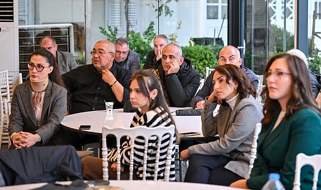 İzmir'de 'tarihi' dokunuş