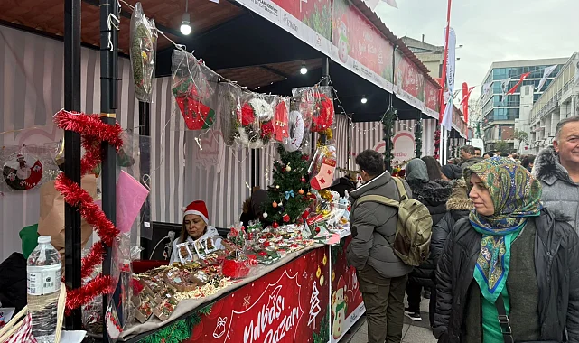 İzmit'te 2024'e renkli bir veda
