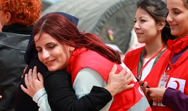 Kızılay gönüllüleriyle iyiliği büyütüyor