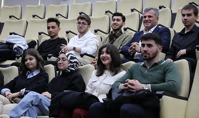 Konya'da 'Siyaset Bilimciler' yerel meclisi takip etti