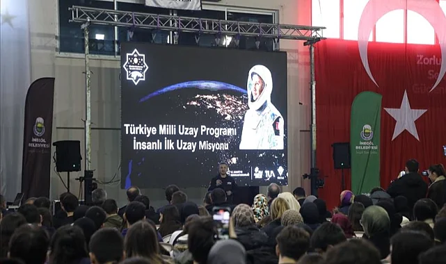 Astronot Alper Gezeravcı Bursa İnegöl'de öğrencilerle buluştu