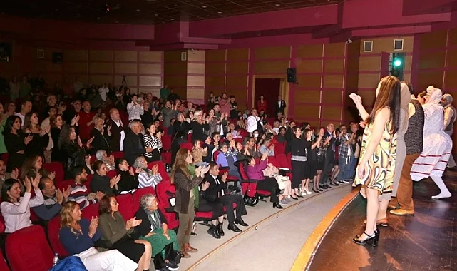 Eskişehir Şehir Tiyatroları 100 bin sanatseverle buluştu