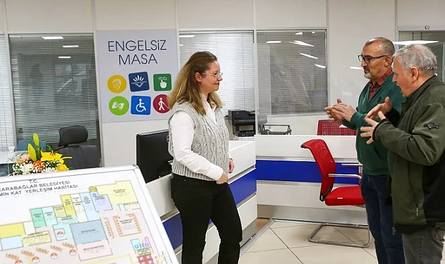 İzmir Karabağlar Belediyesi'nden "Engelsiz Masa" hizmeti