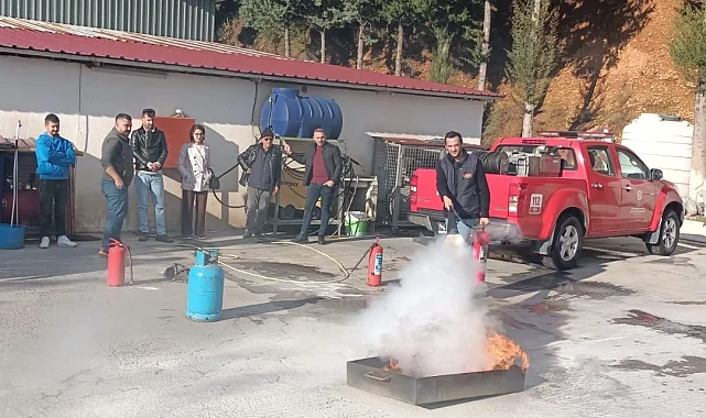 Muğla İtfaiyesi'nden baca temizlik eğitimi
