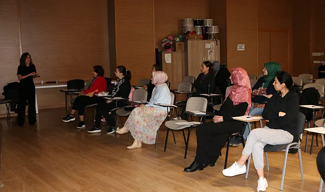Sakarya'da Dijital Ebeveynlik Atölyesi başladı