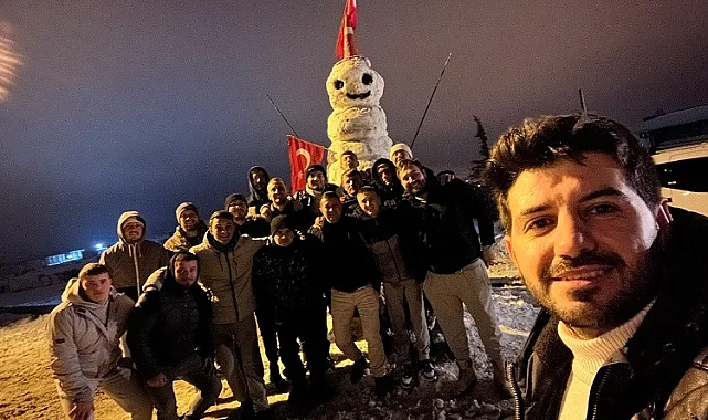 Trakya'nın en büyük kardan adamını yaptılar